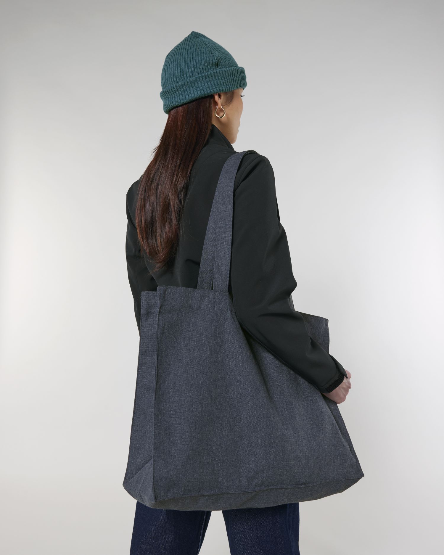 SBM5_STAU762_C591.jpg SBM5_STAU762_C591.jpg