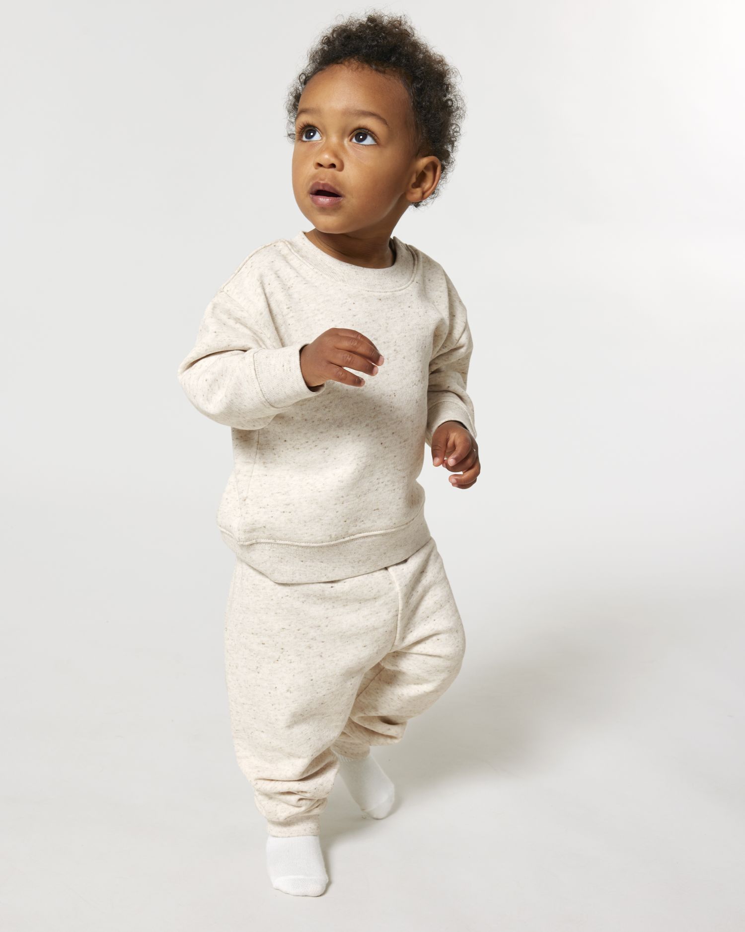 SFM0_STBB187_C147-1.jpg SFM0_STBB187_C147-1.jpg