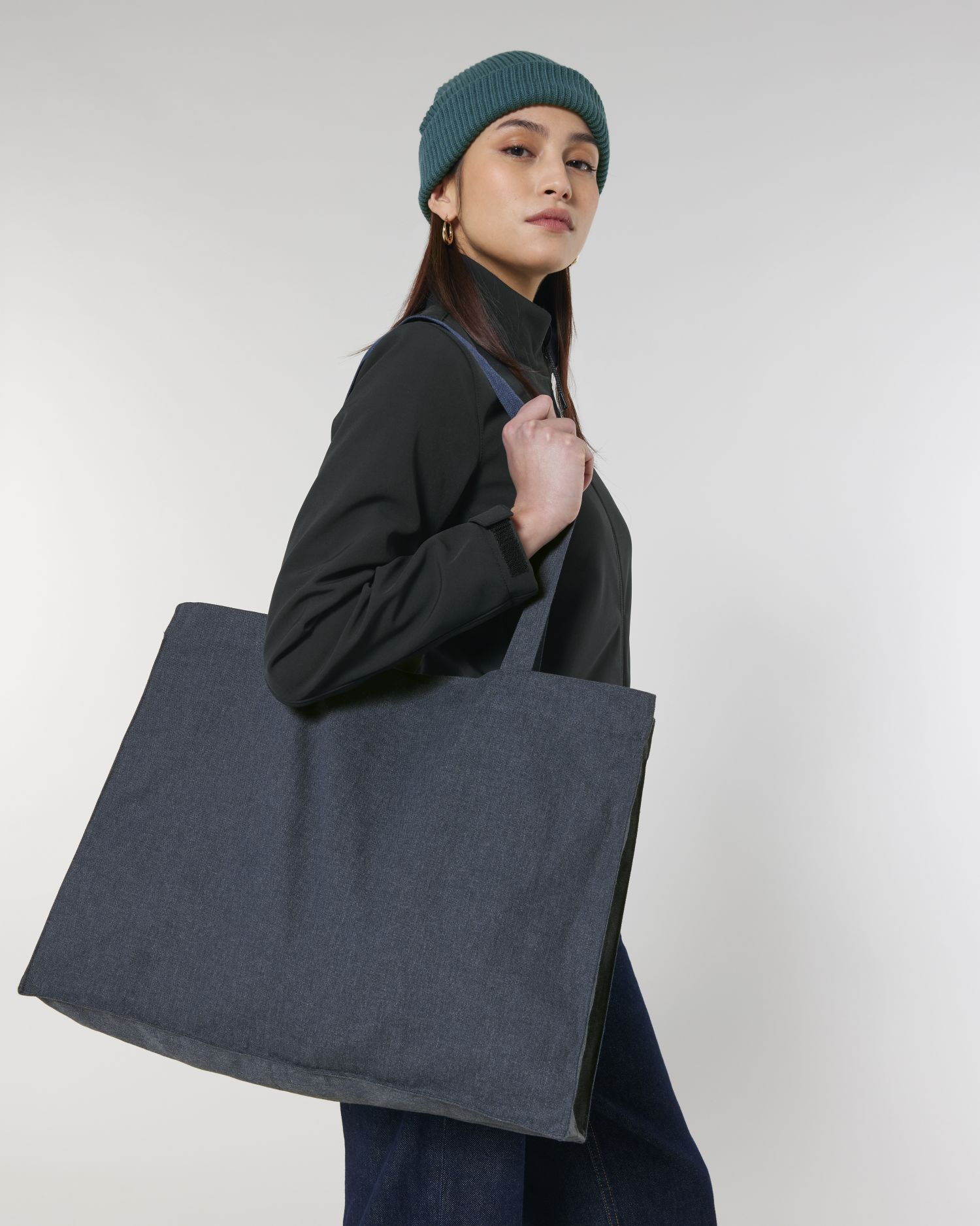 SFM5_STAU762_C591.jpg SFM5_STAU762_C591.jpg